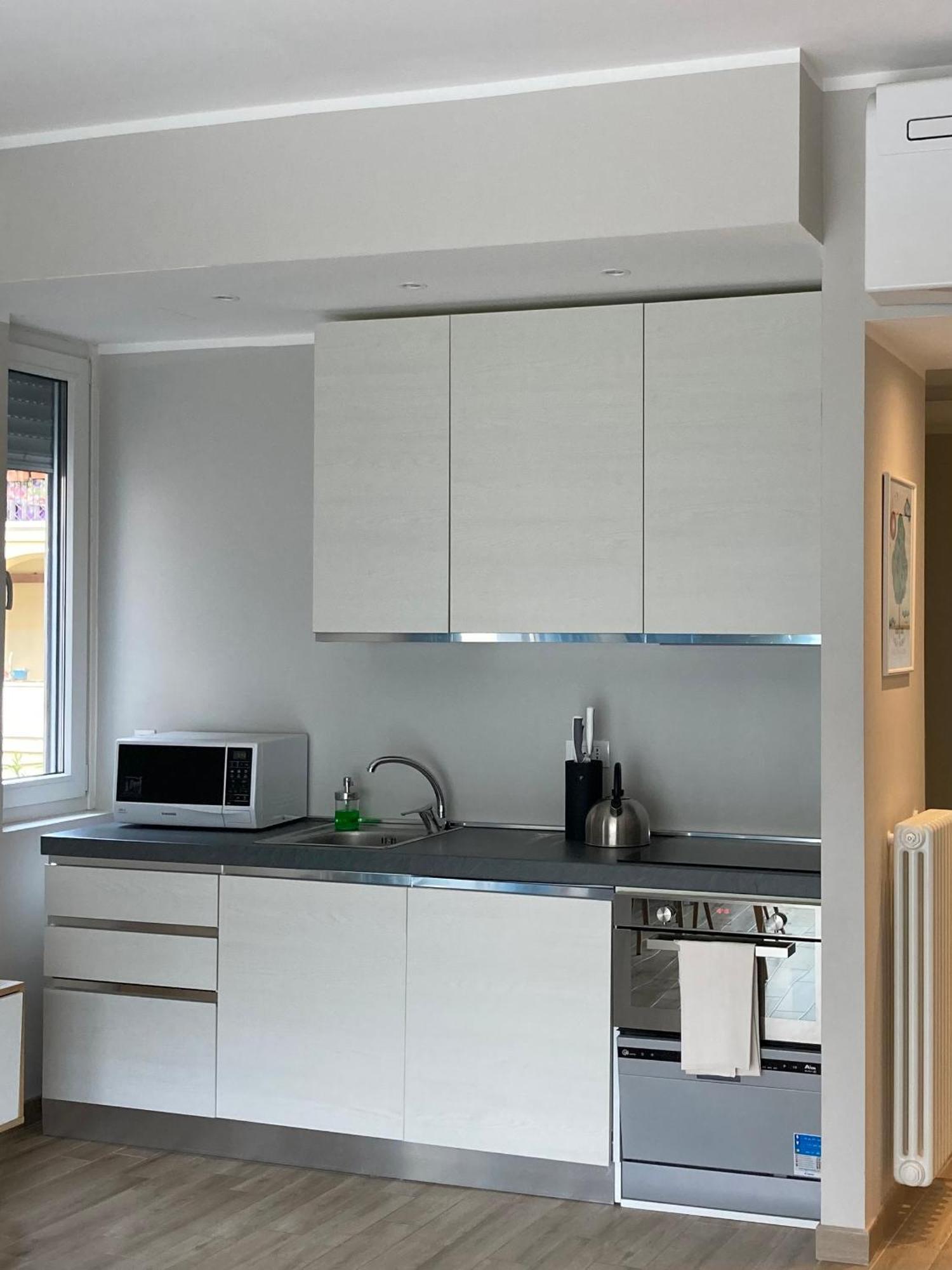 Lovingstresa Studio In The Heart Of The Town Exterior foto